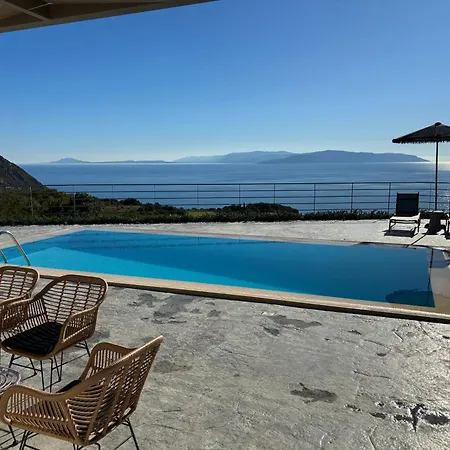 Villa Stoa Plateies